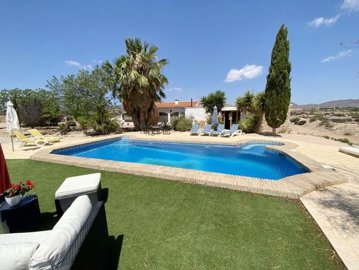 vh2391-country-house-for-sale-in-almendricos-