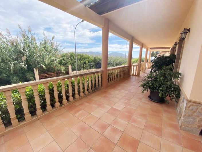 Image No.5-4 Bed Villa for sale