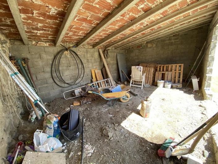 Image No.29-3 Bed Property for sale