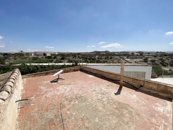 Image No.33-3 Bed Property for sale