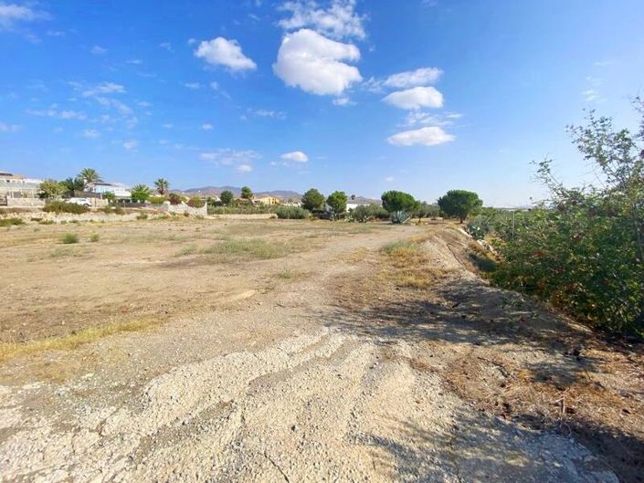 Image No.24-2 Bed Property for sale