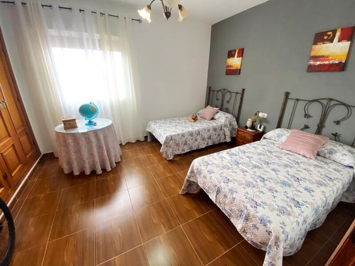 Image No.11-3 Bed Villa for sale