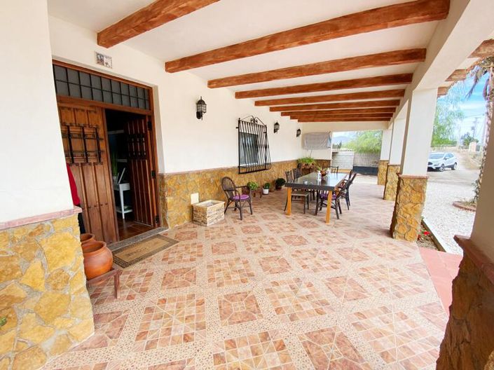 Image No.2-3 Bed Villa for sale