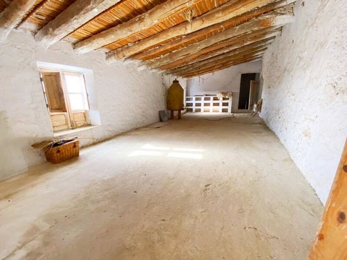 Image No.24-4 Bed Property for sale