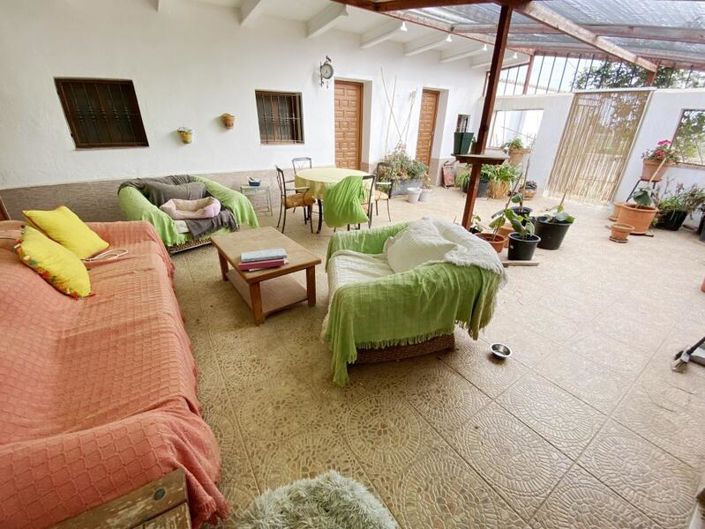 Image No.16-3 Bed Commercial for sale