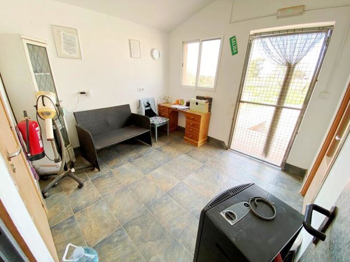 Image No.26-3 Bed Commercial for sale