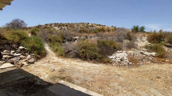 Image No.40-5 Bed Property for sale