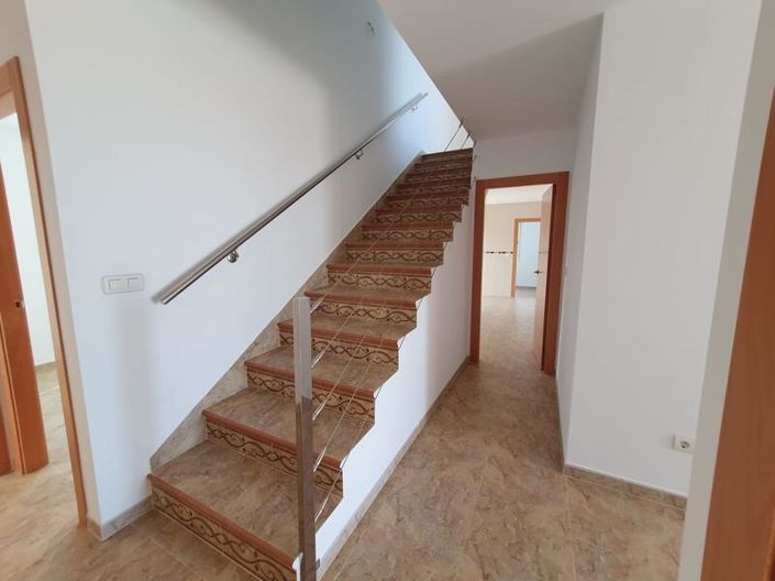 Image No.17-5 Bed Villa for sale