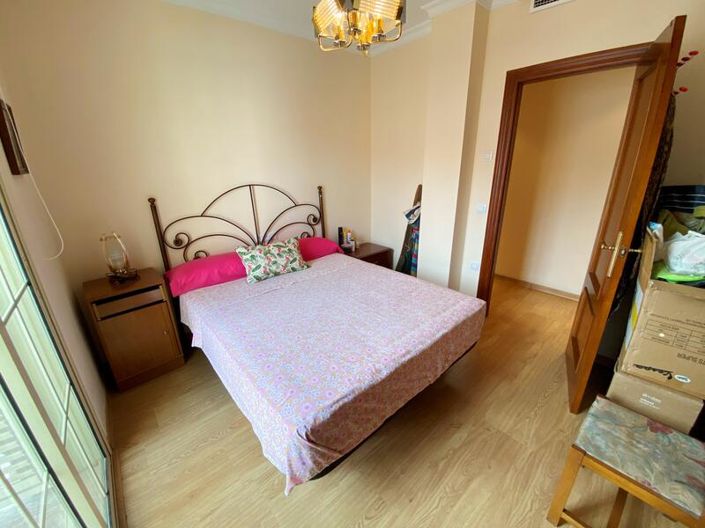 Image No.12-3 Bed Apartment for sale