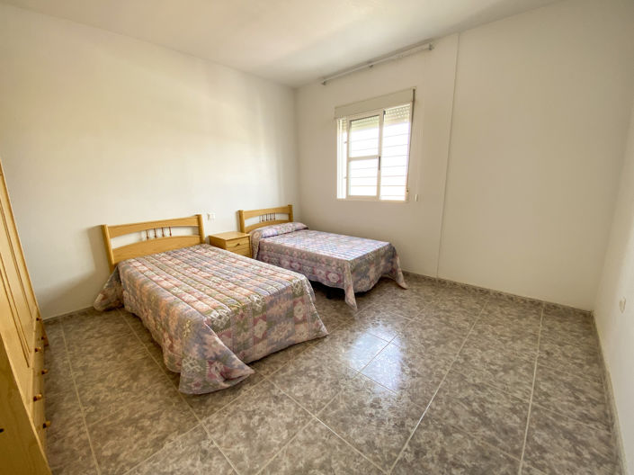 Image No.29-6 Bed Property for sale