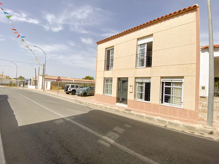 Image No.43-6 Bed Property for sale