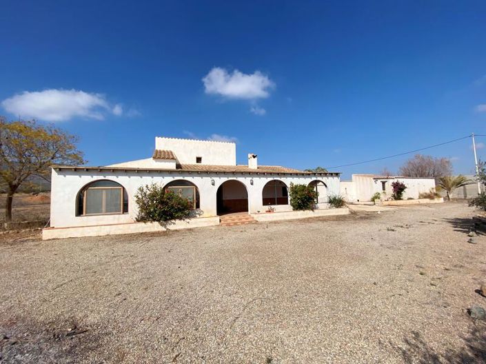 Image No.1-Propriété de 4 chambres à vendre à Almendricos