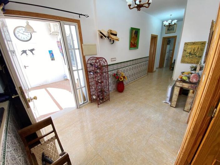 Image No.21-3 Bed Villa for sale