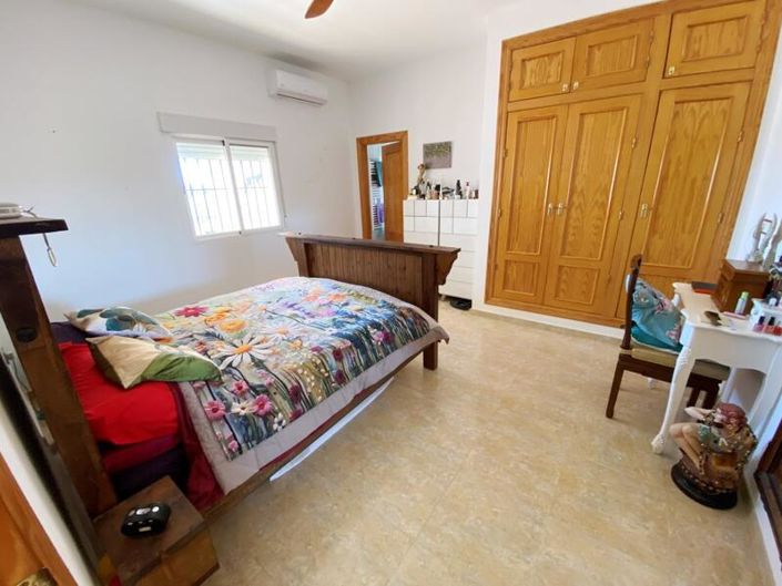 Image No.22-3 Bed Villa for sale