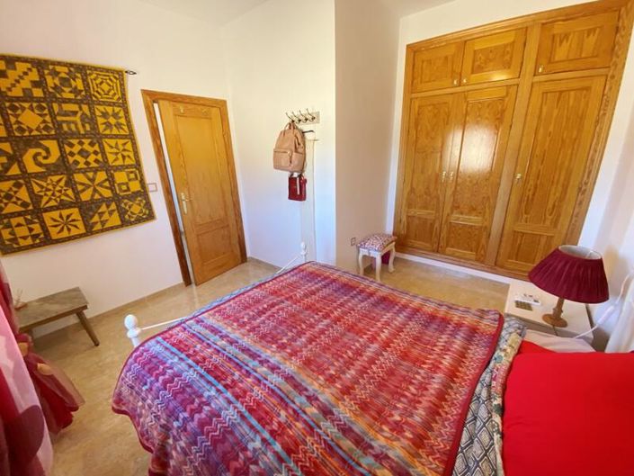 Image No.29-3 Bed Villa for sale