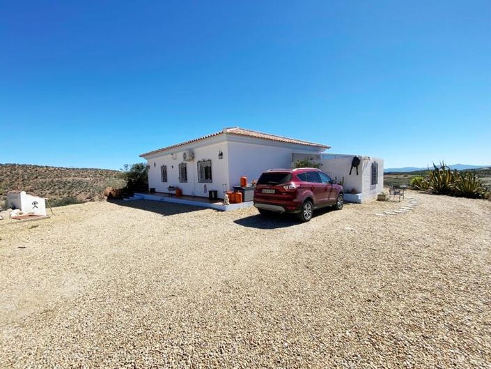 Image No.40-3 Bed Villa for sale