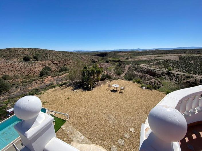 Image No.8-3 Bed Villa for sale