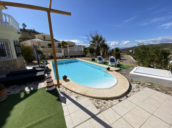 Image No.29-3 Bed Villa for sale