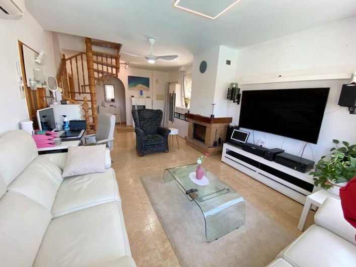 Image No.9-3 Bed Villa for sale