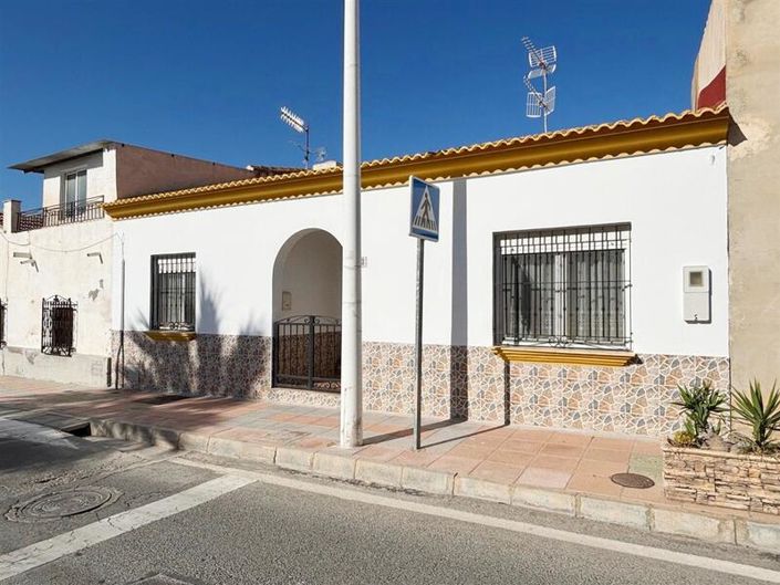 Image No.1-Propriété de 3 chambres à vendre à La Alfoquia