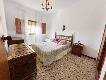 vh2538-village-town-house-for-sale-in-almendr