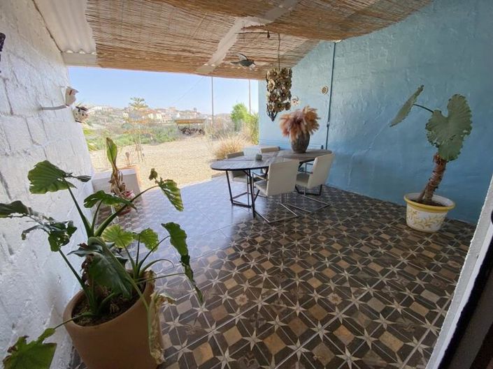 Image No.21-9 Bed Property for sale