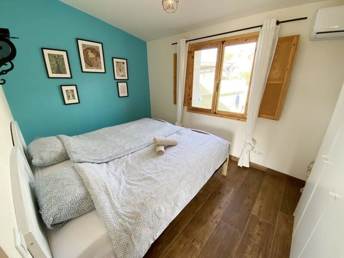 Image No.32-9 Bed Property for sale