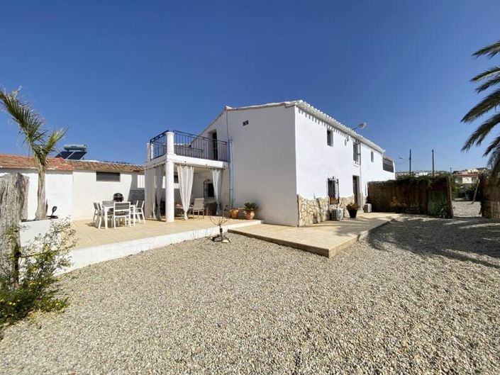 Image No.39-9 Bed Property for sale