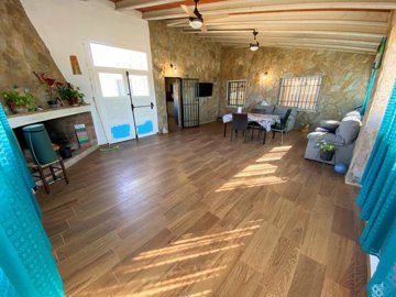 vh2540-country-house-for-sale-in-huercal-over