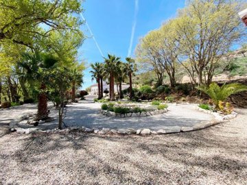 vh2549-country-house-for-sale-in-velez-rubio-