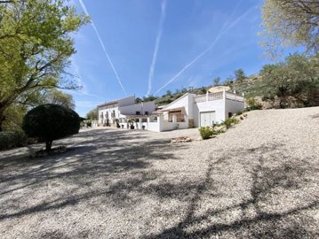 vh2549-country-house-for-sale-in-velez-rubio-