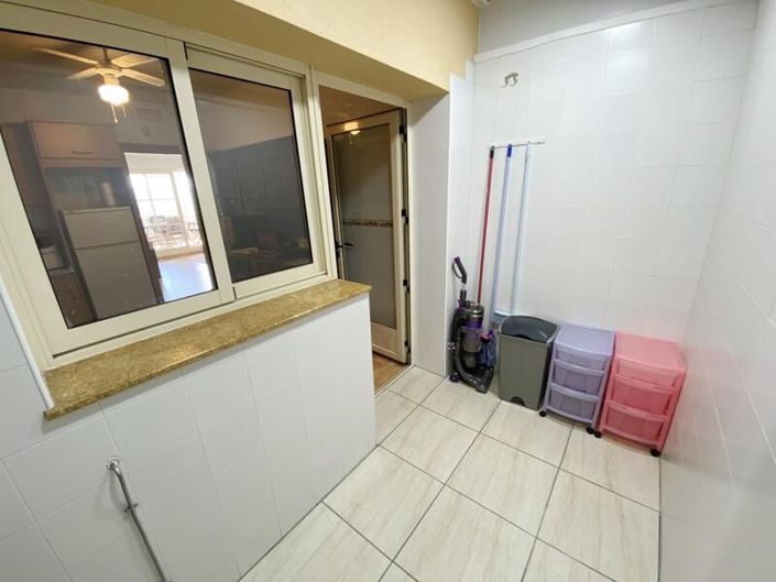 Image No.15-2 Bed Villa for sale