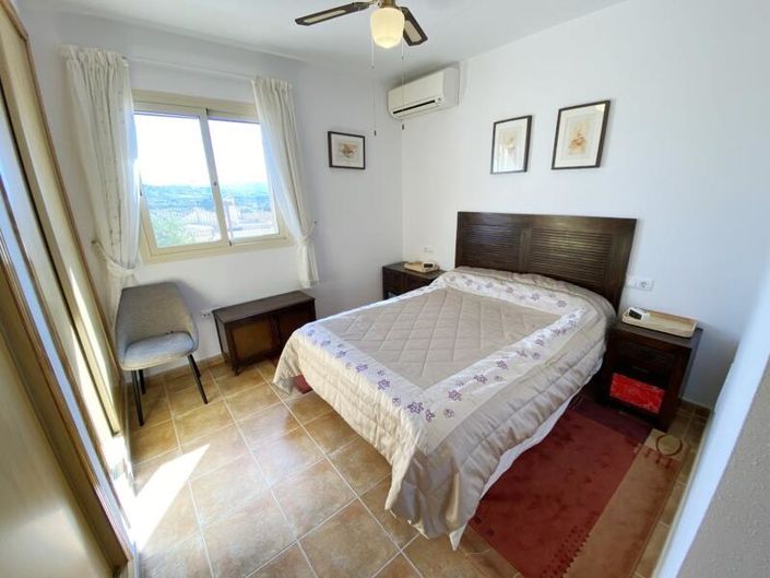 Image No.20-2 Bed Villa for sale