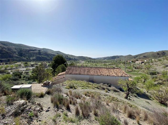 Image No.33-3 Bed Property for sale