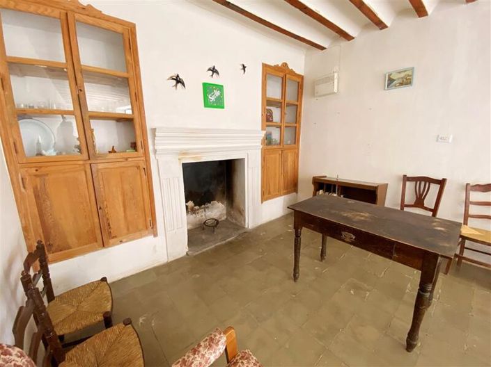 Image No.7-3 Bed Property for sale