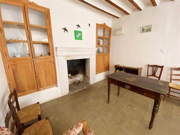 vh2548-country-house-for-sale-in-rambla-de-ta