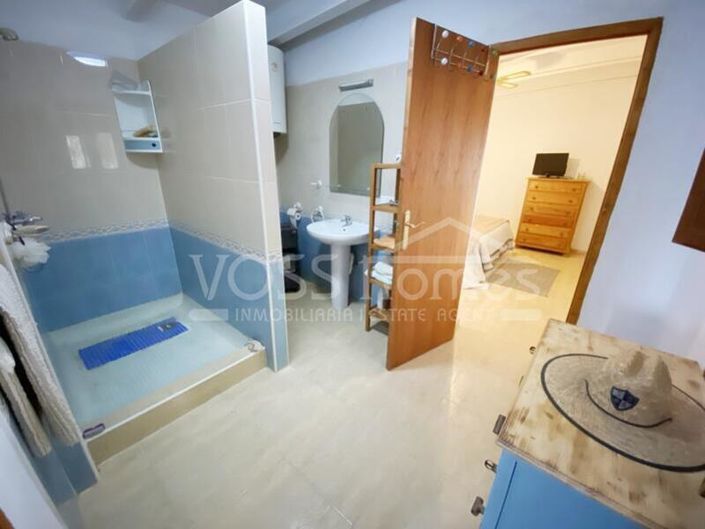 Image No.22-3 Bed Property for sale