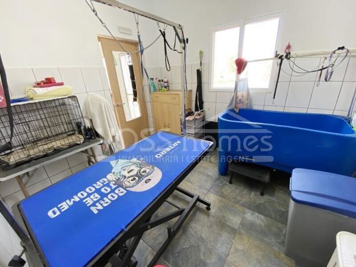 Image No.27-3 Bed Property for sale