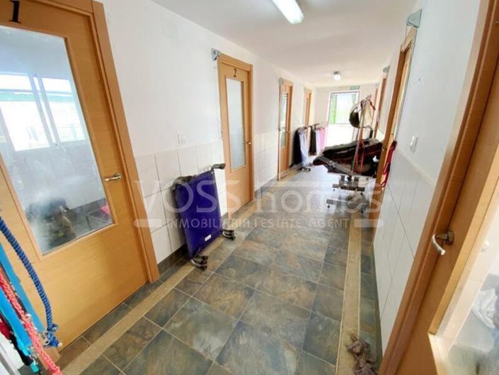 Image No.28-3 Bed Property for sale