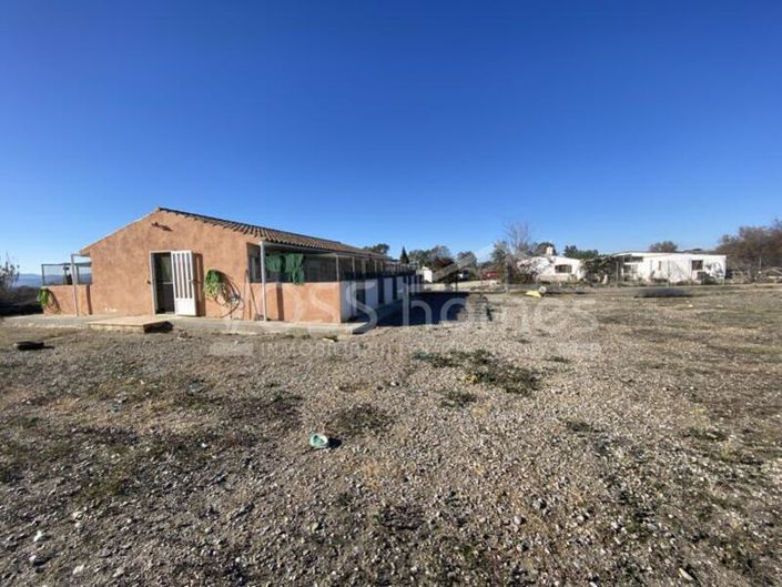 Image No.5-3 Bed Property for sale