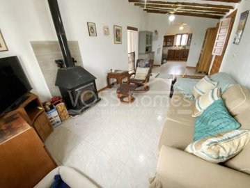vh2552-country-house-for-sale-in-huercal-over