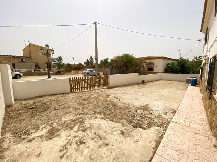 Image No.23-4 Bed Property for sale