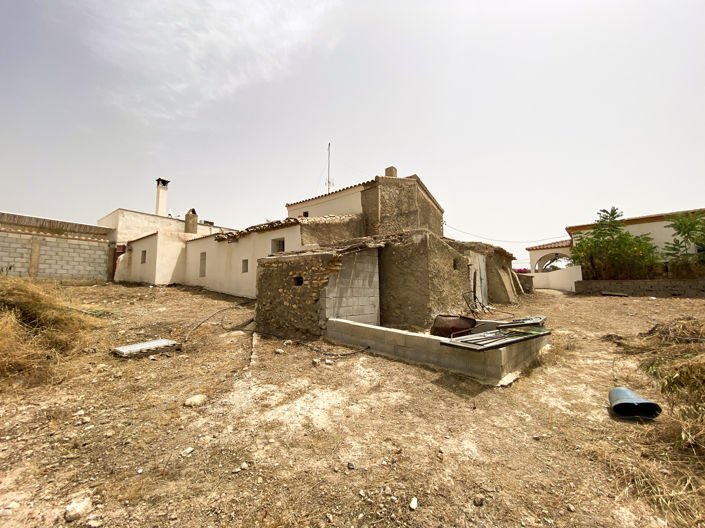 Image No.25-4 Bed Property for sale