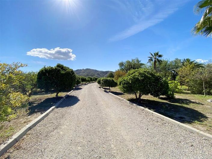 Image No.7-4 Bed Villa for sale