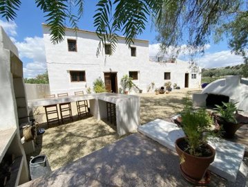 vh2558-country-house-for-sale-in-huercal-over