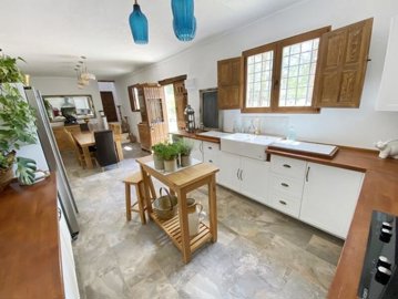 vh2558-country-house-for-sale-in-huercal-over