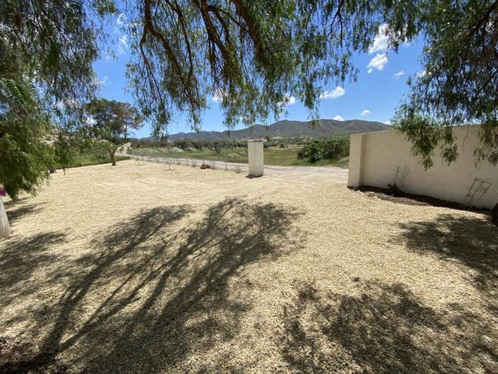 Image No.6-5 Bed Property for sale