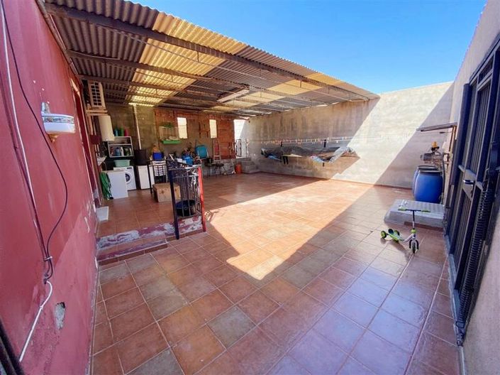 Image No.24-Villa de 4 chambres à vendre à Huercal-Overa