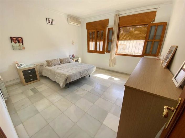 Image No.3-Villa de 4 chambres à vendre à Huercal-Overa