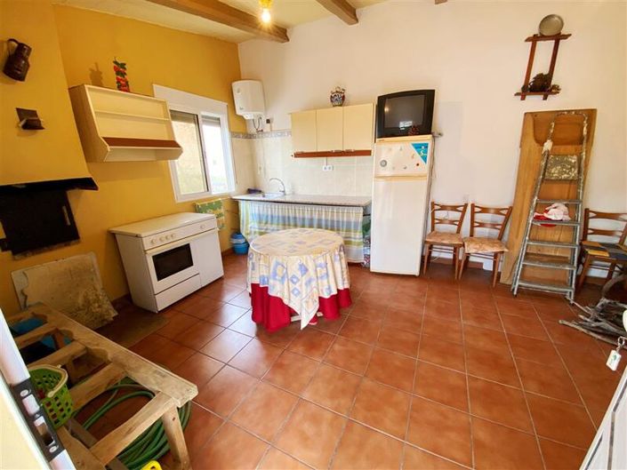 Image No.20-4 Bed Property for sale